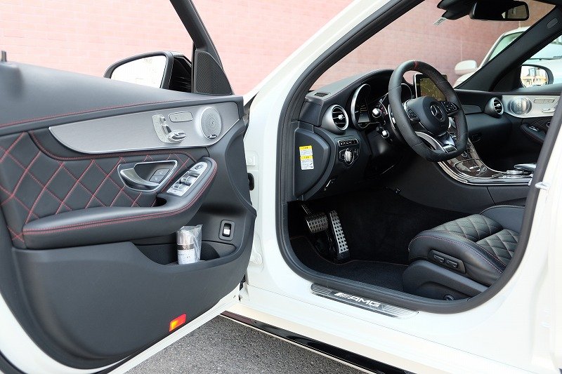 メルセデス AMG C63（5）