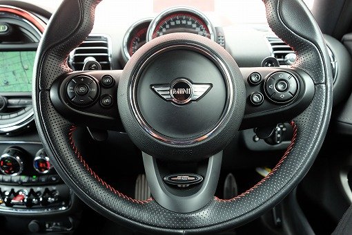 ミニ クラブマン JCW