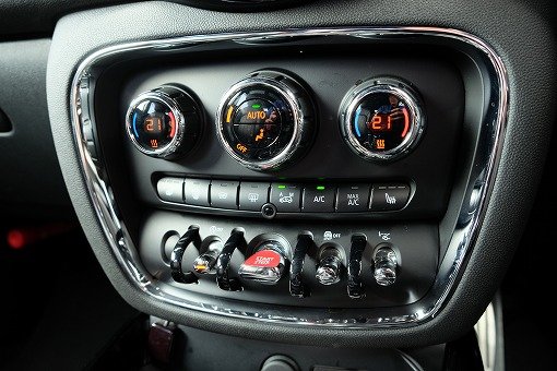 ミニ クラブマン JCW