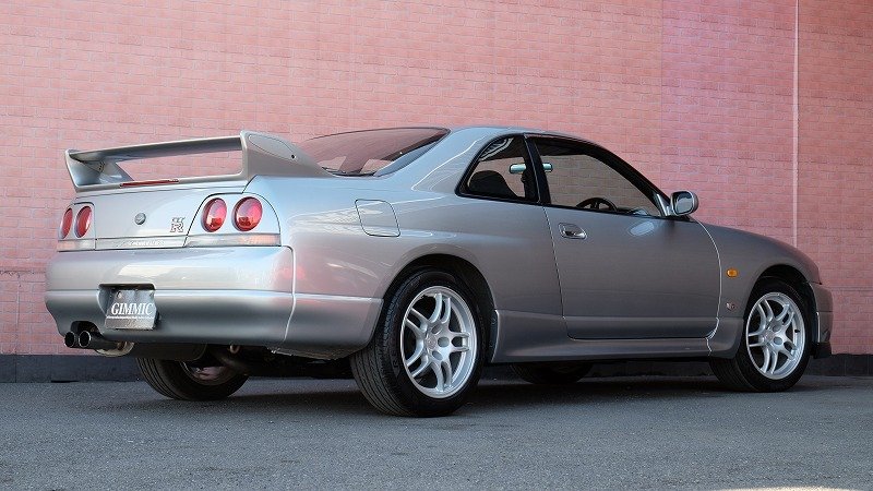 ニッサン スカイライン GT-R（4）