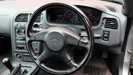 日産 スカイライン GT-R