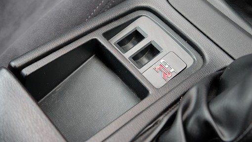 日産 スカイライン GT-R