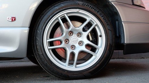 ニッサン スカイライン GT-R