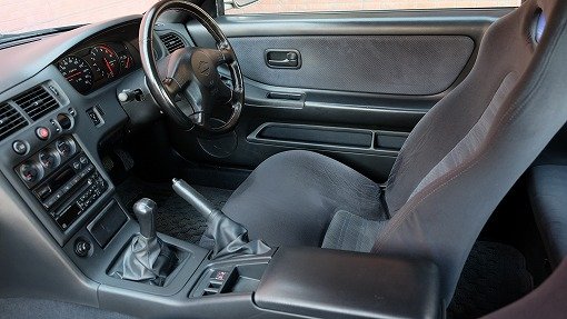 ニッサン スカイライン GT-R