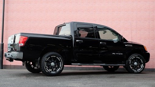 US日産 タイタン SV