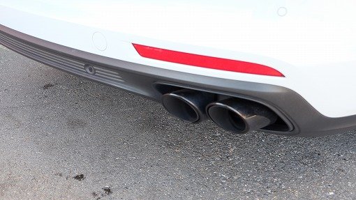 ポルシェ パナメーラ 4 E-ハイブリッド