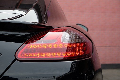 ポルシェ パナメーラ GTS