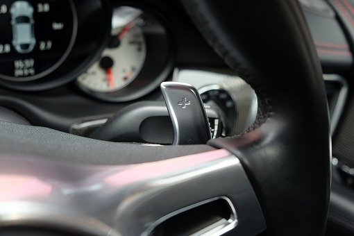 ポルシェ パナメーラ GTS