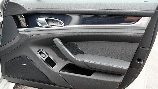ポルシェ パナメーラ ｽﾎﾟｰﾂｸﾛﾉPKG