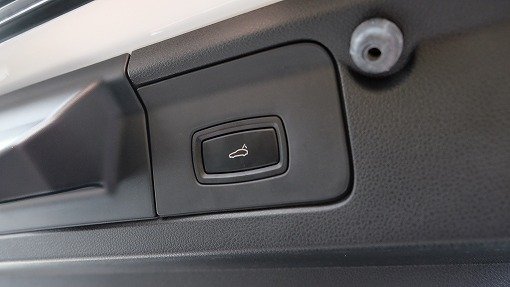 ポルシェ パナメーラ ｽﾎﾟｰﾂｸﾛﾉPKG