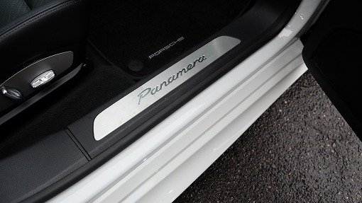 ポルシェ パナメーラ ｽﾎﾟｰﾂｸﾛﾉPKG