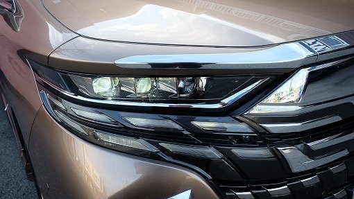 トヨタ アルファード ハイブリッド