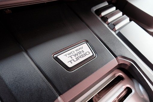 トヨタ ランドクルーザー 300 ZX