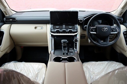 トヨタ ランドクルーザー 300 ZX
