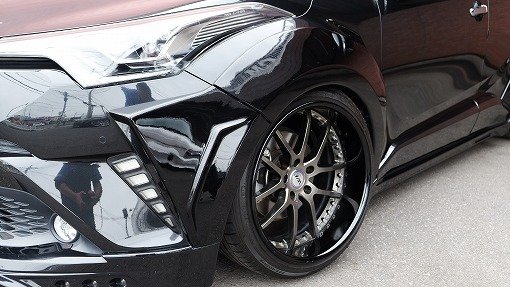 トヨタ C-HR 1.8HV G-LED E/D