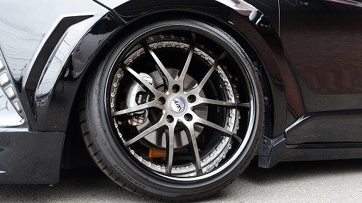 トヨタ C-HR 1.8HV G-LED E/D