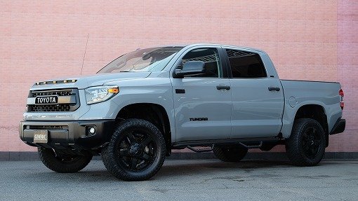 USトヨタ タンドラ クルーマックスSR5