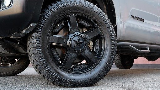 USトヨタ タンドラ クルーマックスSR5