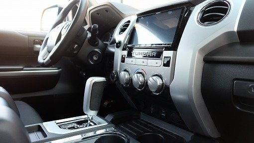 USトヨタ タンドラ クルーマックスSR5