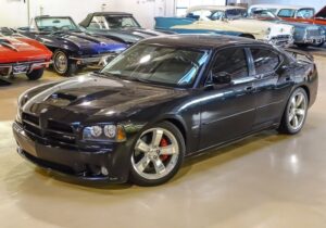 2006 ダッジ チャージャー SRT8 Sedan 4D