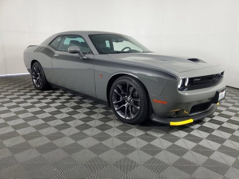 2023 ダッジ チャレンジャー R/T Scat Pack w/ Plus Package