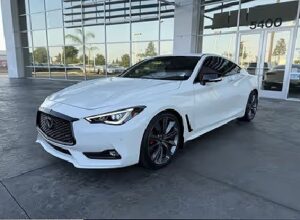 2022 インフィニティ Q60 Red Sport 400