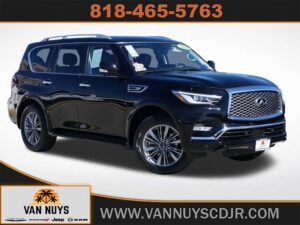 2022 インフィニティ QX80 Luxe