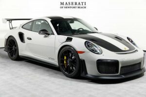2018 ポルシェ 911 GT2 RS
