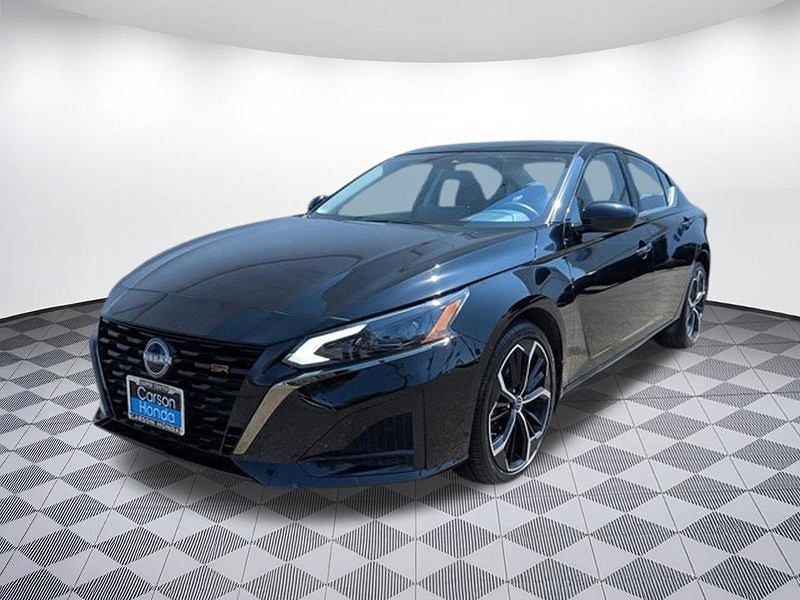 2024 日産 アルティマ 2.5 SR