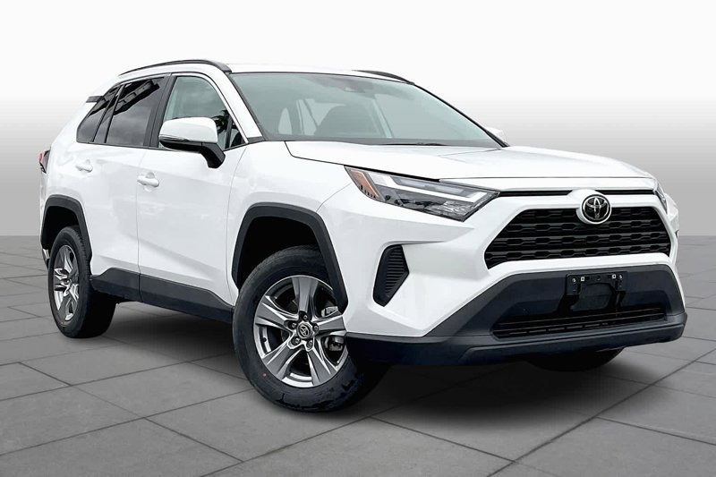 2024 トヨタ RAV4 XLE