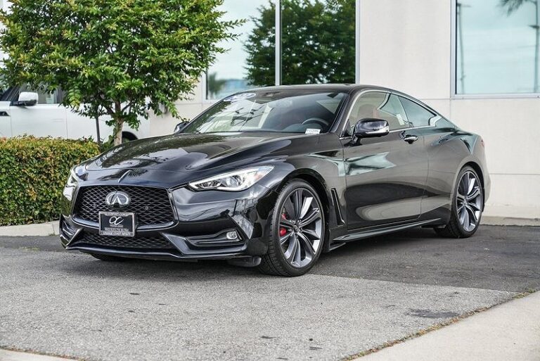 2022 インフィニティ Q60 Red Sport 400