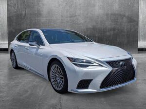 2024 インフィニティ LS 500