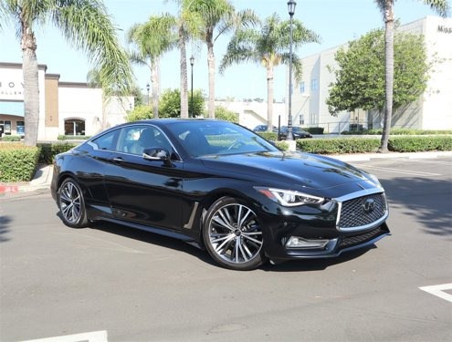 2021 インフィニティ Q60 3.0t Luxe