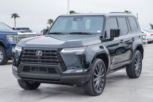 2024 インフィニティ GX 550