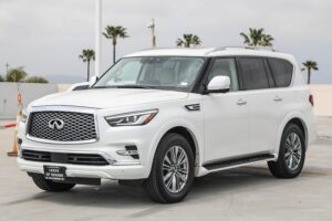 2023 インフィニティ QX80 Luxe