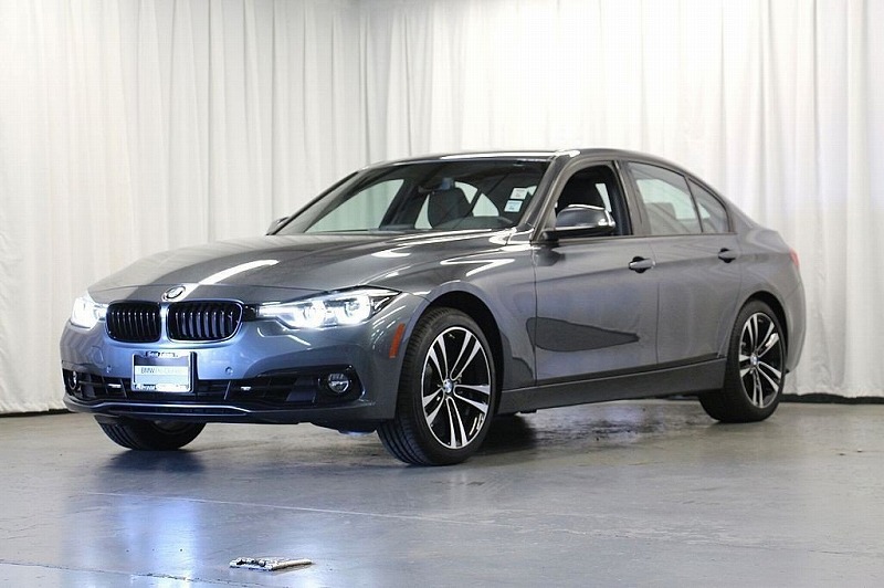 2018 330i セダン