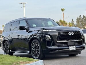 2025 インフィニティ QX80 Autograph