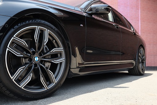 BMW 740i Mスポーツ