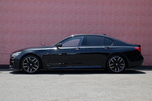BMW 740i Mスポーツ