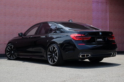 BMW 740i Mスポーツ