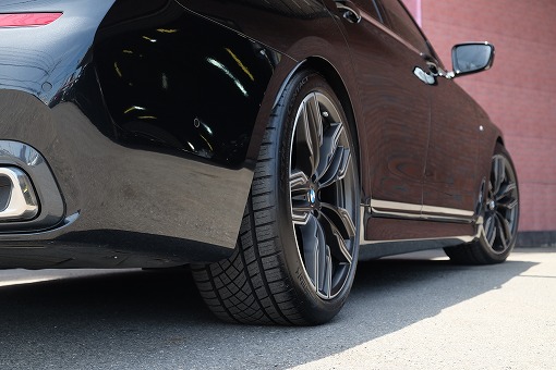 BMW 740i Mスポーツ