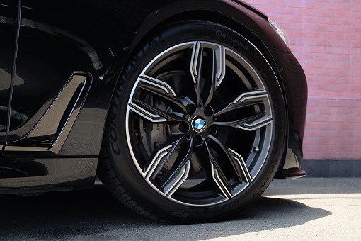 BMW 740i Mスポーツ