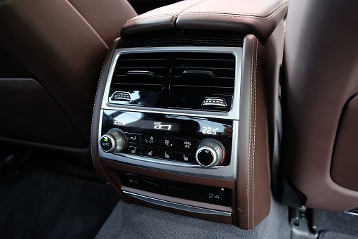 BMW 740i Mスポーツ