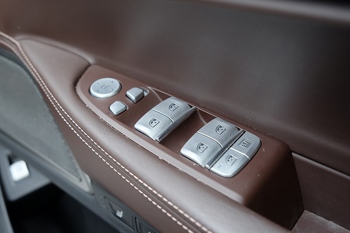 BMW 740i Mスポーツ