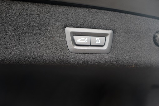 BMW 740i Mスポーツ