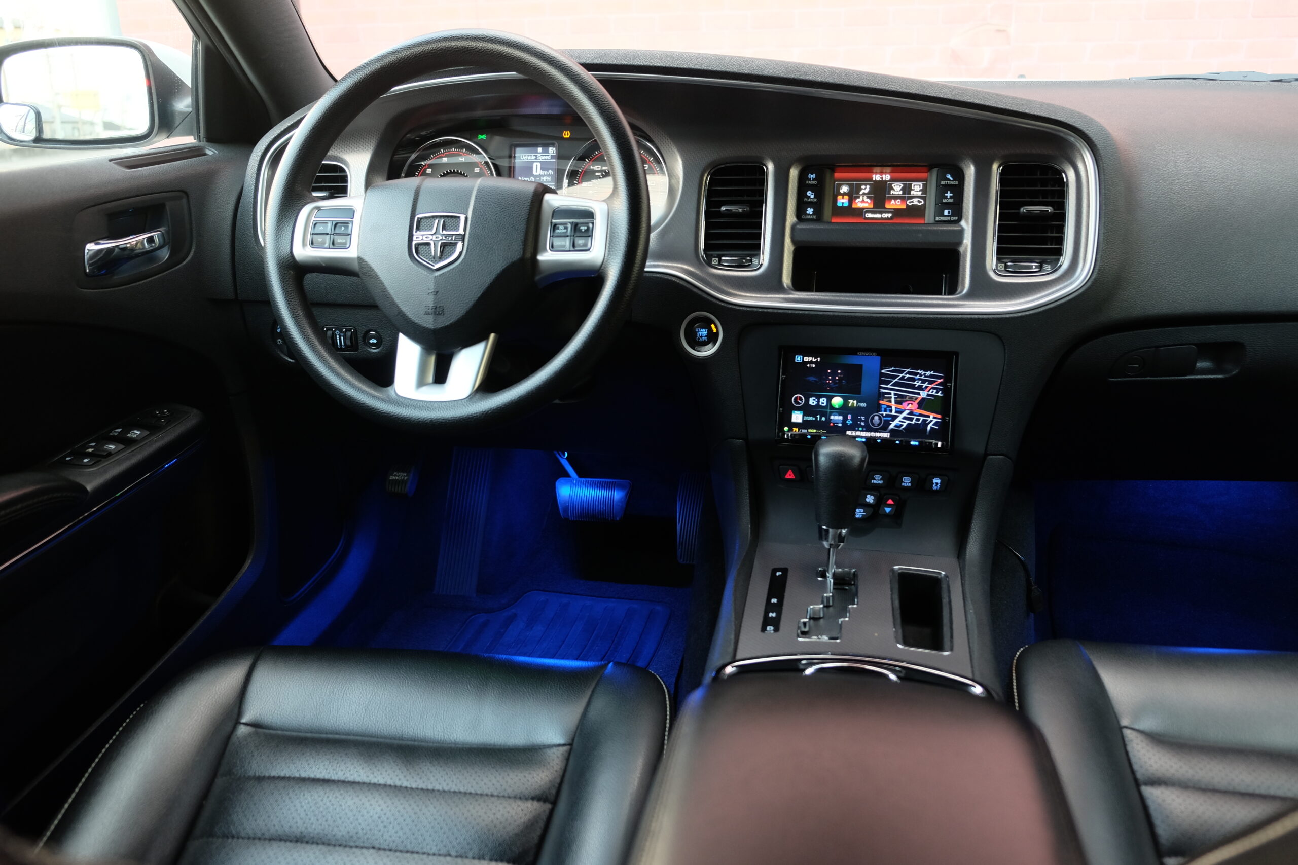 ダッジ チャージャー SRT-Style