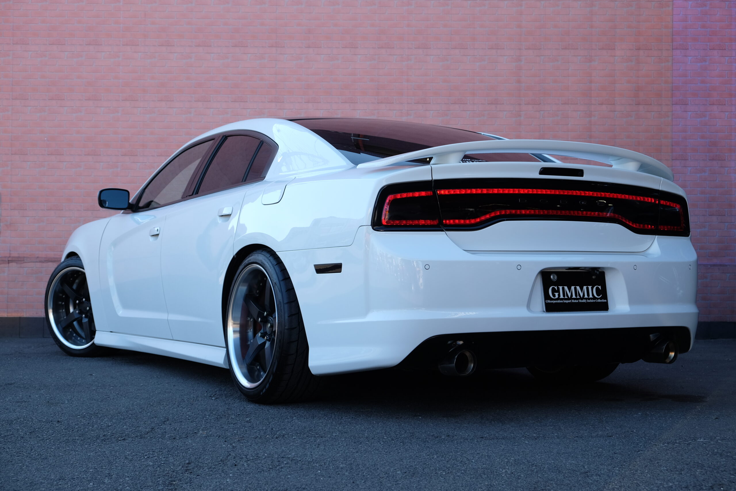 ダッジ チャージャー SRT-Style