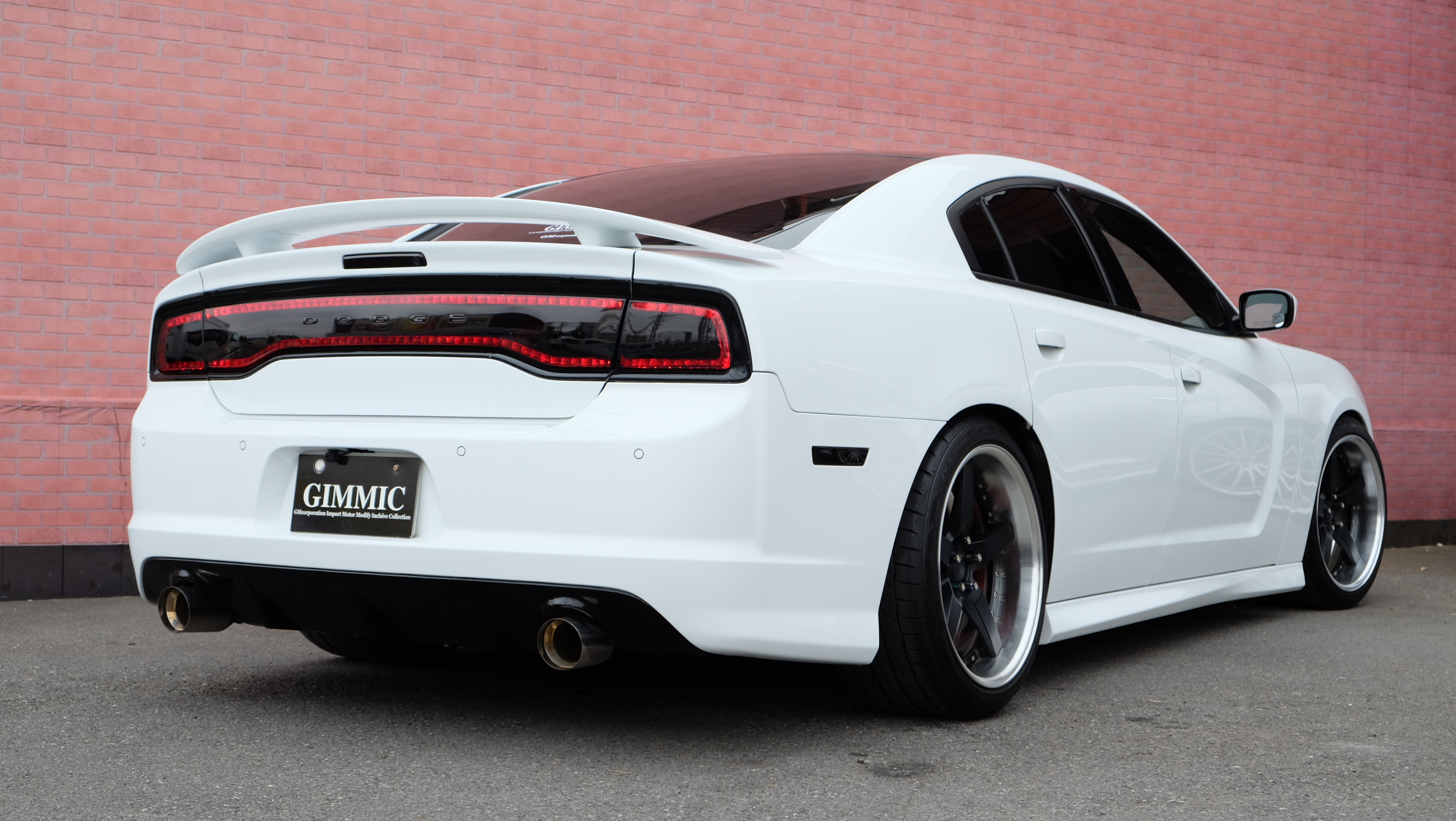 ダッジ チャージャー SRT-Style