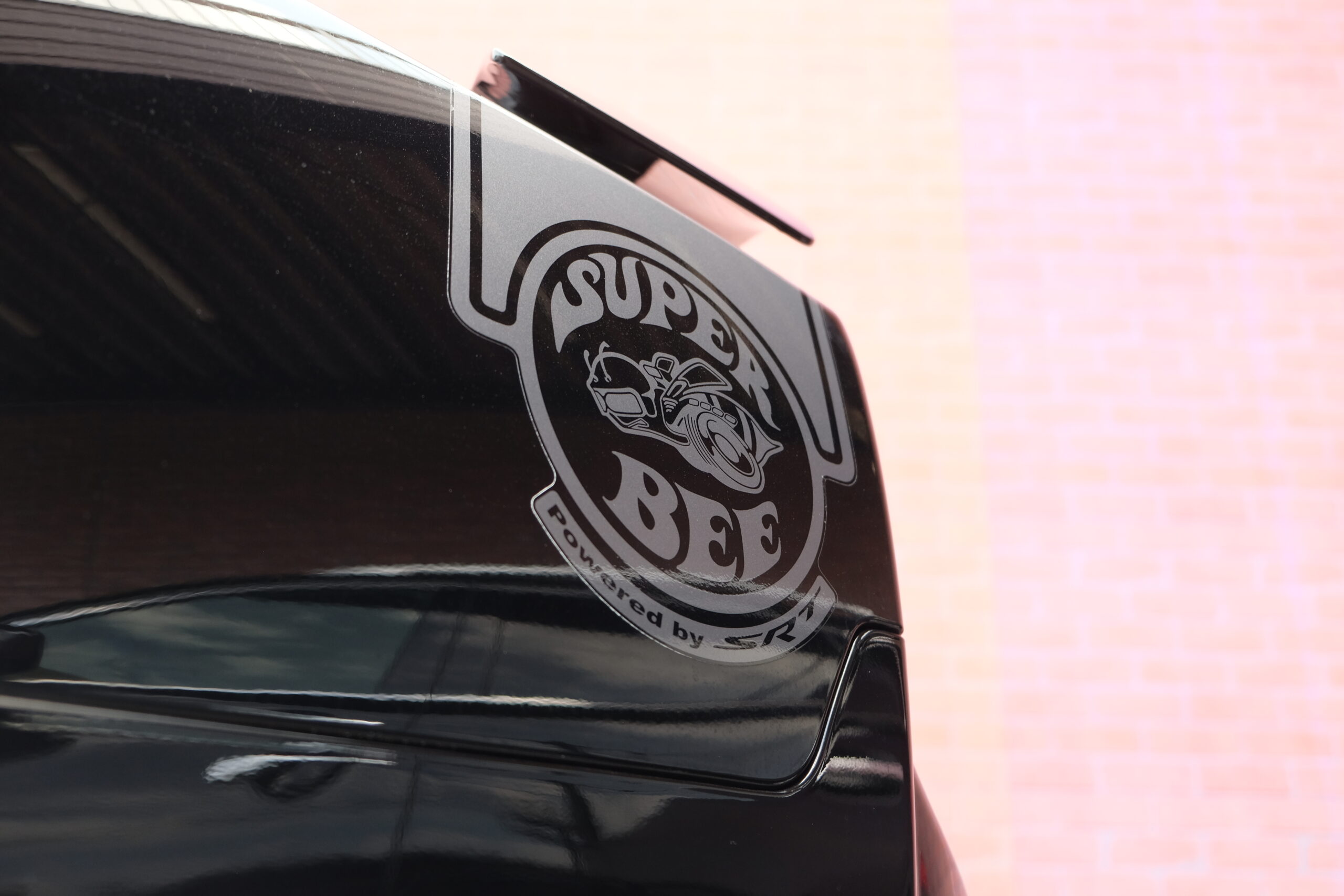 ダッジ チャージャー SRT SUPER BEE