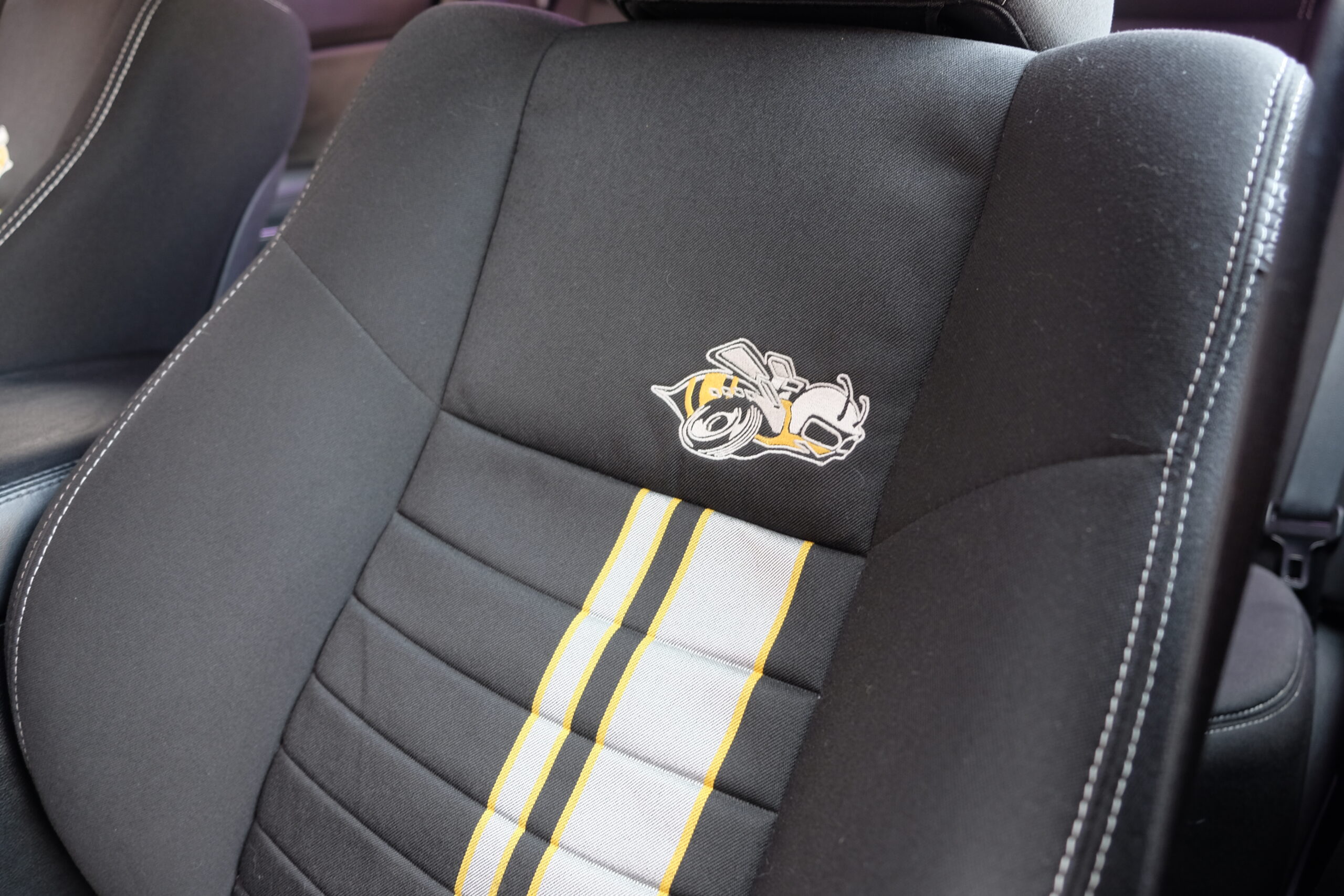 ダッジ チャージャー SRT SUPER BEE